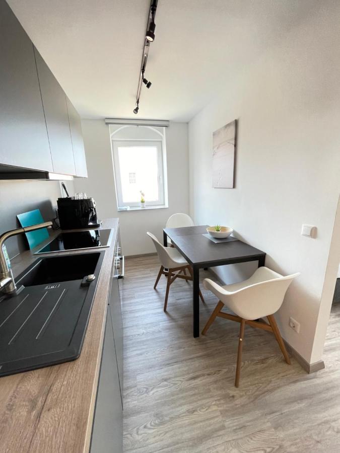 Gaestehaus Hirsch 93 Straubenhardt ภายนอก รูปภาพ