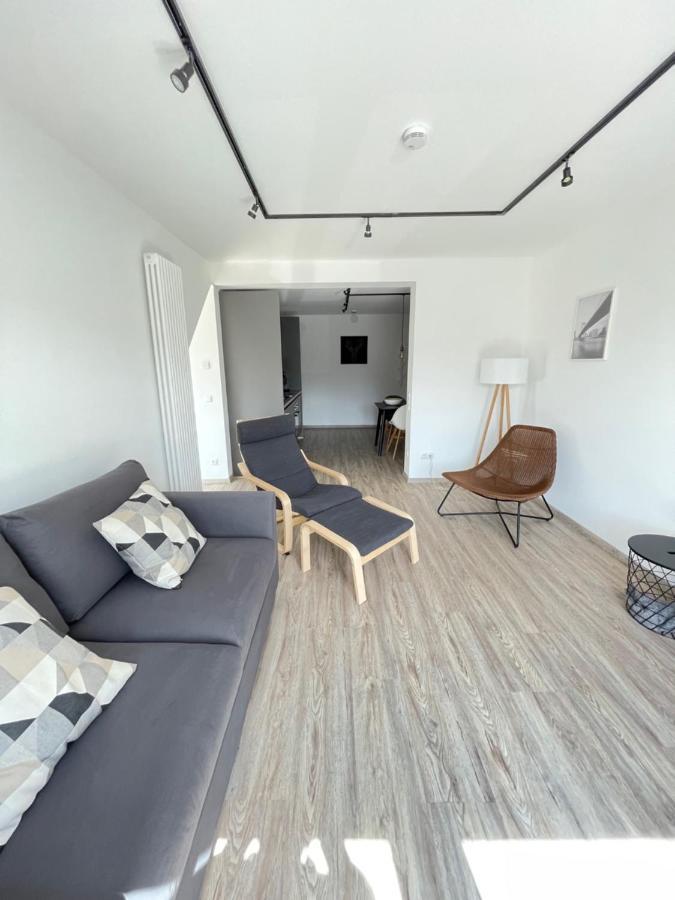 Gaestehaus Hirsch 93 Straubenhardt ภายนอก รูปภาพ