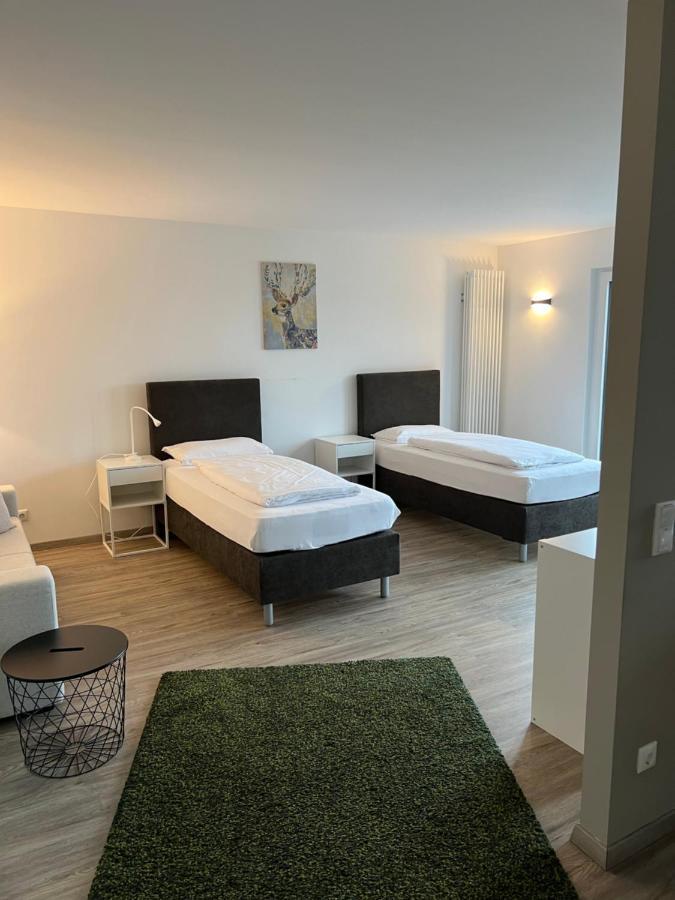 Gaestehaus Hirsch 93 Straubenhardt ภายนอก รูปภาพ
