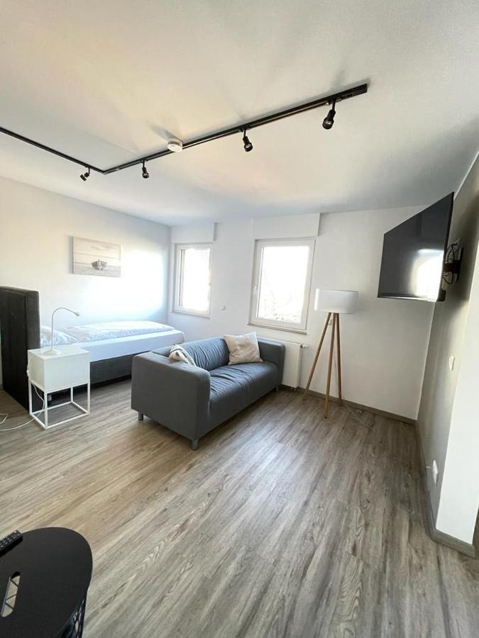 Gaestehaus Hirsch 93 Straubenhardt ภายนอก รูปภาพ